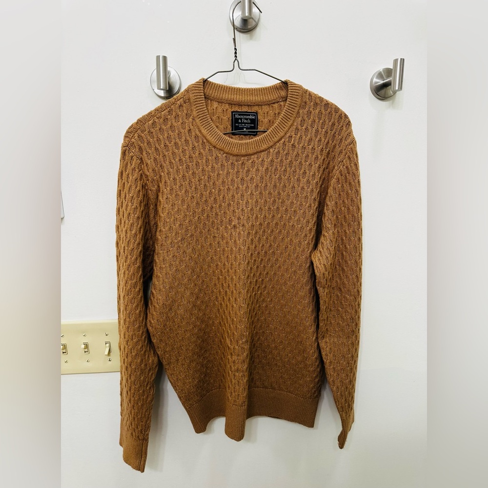 Abercrombie & Fitch Tan Textured Sweater Medium